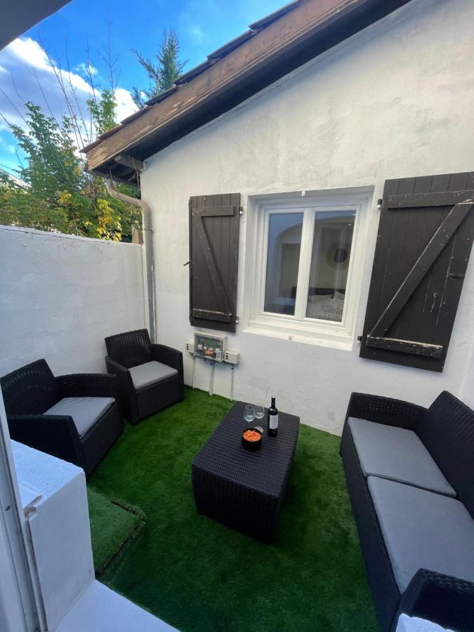 Appartement Hors Du Commun Avec Son Jacuzzi Salies-de-Béarn Esterno foto