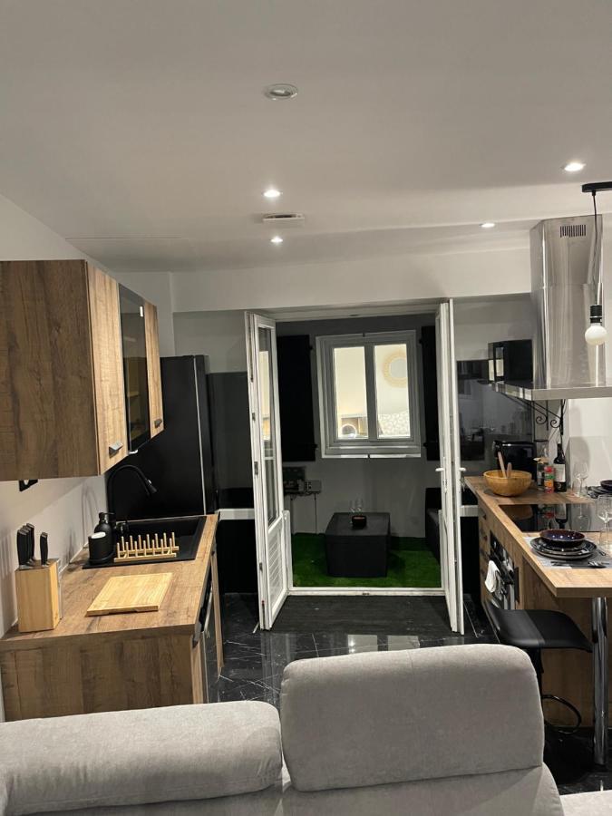 Appartement Hors Du Commun Avec Son Jacuzzi Salies-de-Béarn Esterno foto